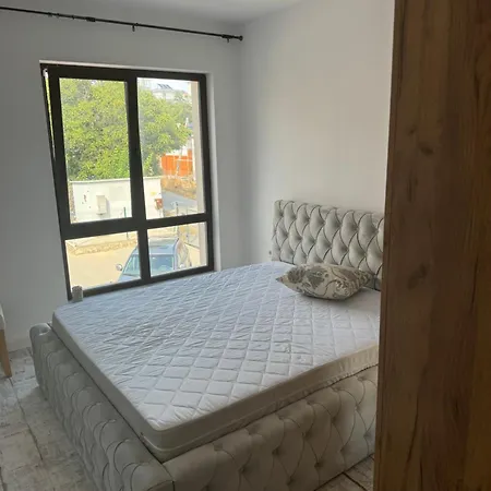 Apartment нов с две спални